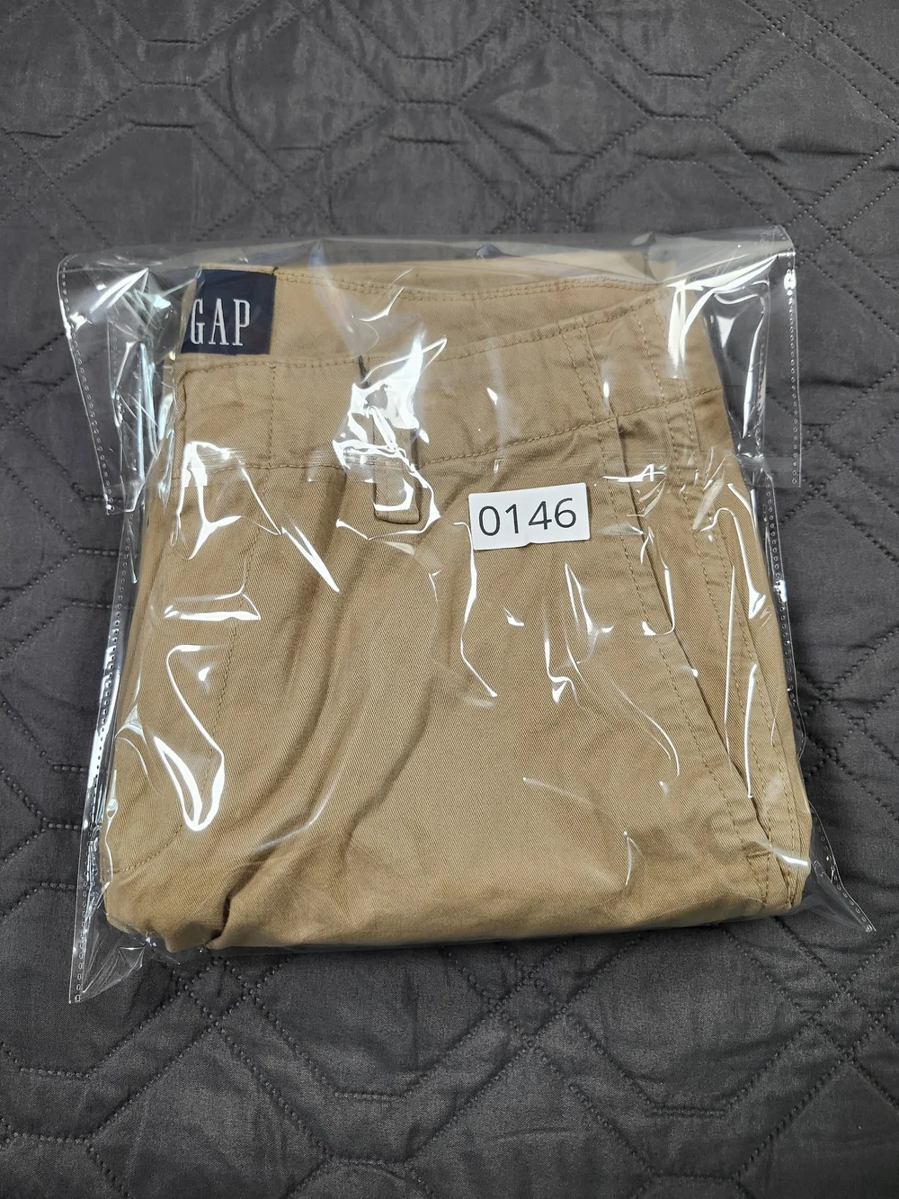 Gap Beige chino pants classic straight-leg cut Boys Size 4